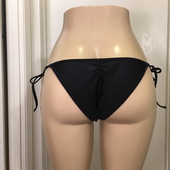 Sexy Fredrick’s of Hollywood String Bikini NWOT - Picture 3 of 11